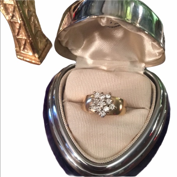 14k Gold Diamond cluster ring w/ appraisal Vintage - Picture 2 of 13